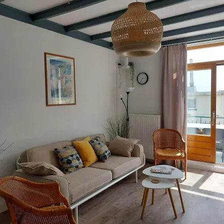 Nina's House 1 